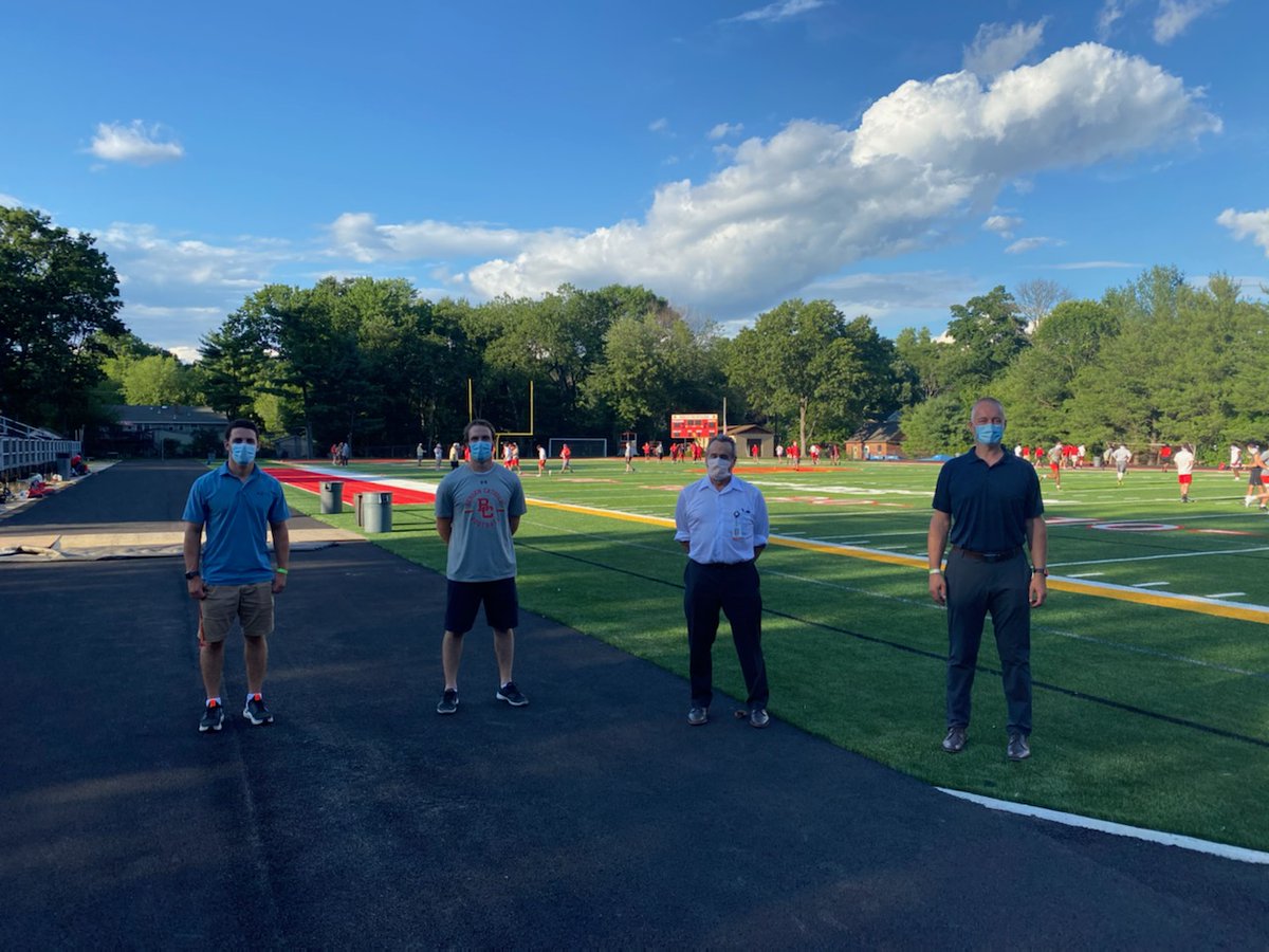 Great night at Bergen Catholic Football Practice.  Grateful to our Holy Name Medical Center team of physicians, medical professionals and administrators for making our practices safe during these challenging times. 

<a href="/HolyNameMedCtr/">Holy Name</a> <a href="/BergenCathFBall/">Bergen Catholic Football</a> <a href="/bccoachvito/">Vito Campanile</a> <a href="/BCFootballAlum/">Bergen Catholic Football Alumni</a>