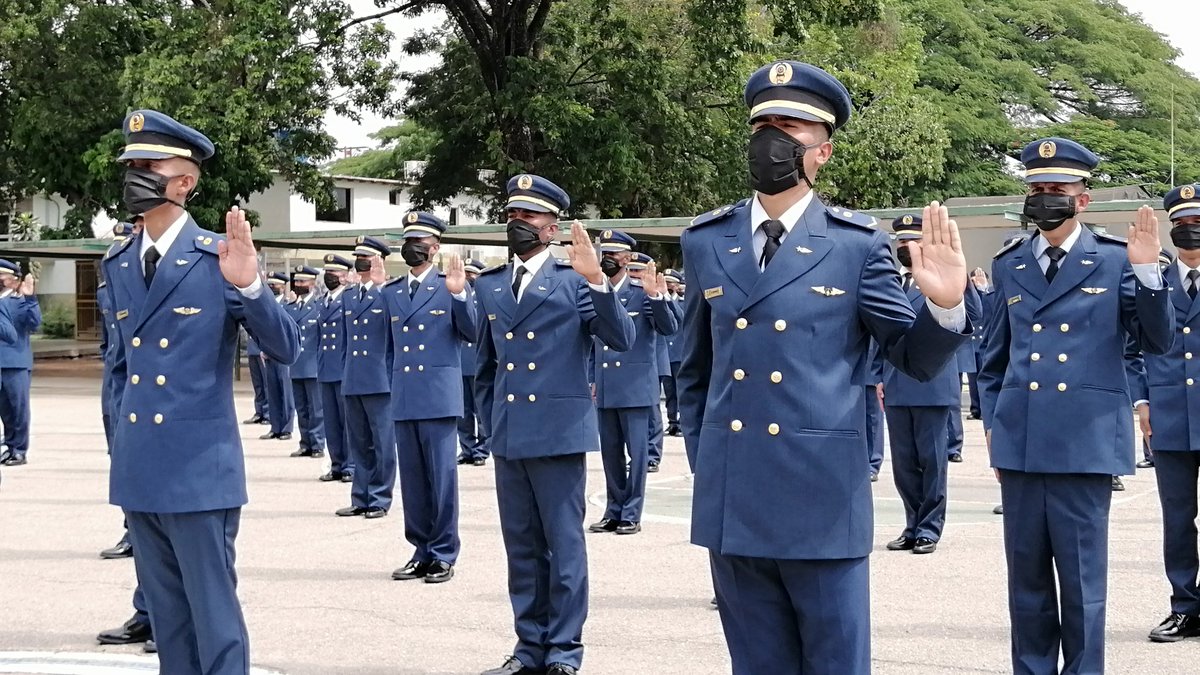Cmdte Gral de la Aviación Militar Bolivariana tweet media