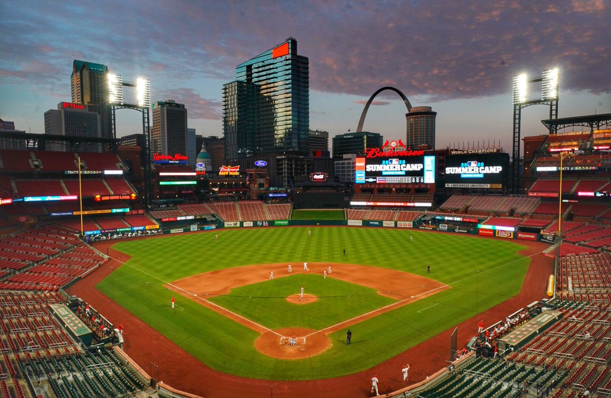 Cardinals's tweet image. 😍 #BaseballSky