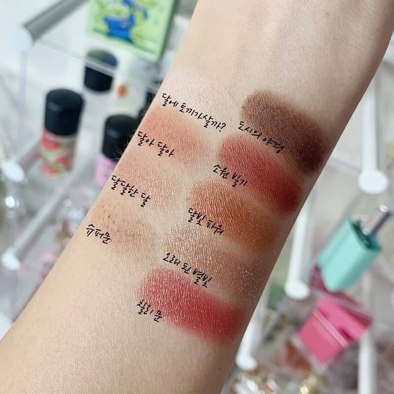 MakeMeBeau_C's tweet photo. Etude House Play Color Eyes 0.9g x 9 สี # Chilly Moon

ราคาขาย​ 450.-
ems 60

#อีทูดี้ #อีทูดี้พร้อมส่ง #อีตูดี้ #อายแชร์โดว์ #อายแชร์โดว #etudethailand #etudehouse #etude #etudehousethailand #étude #etudehouseplaycoloreyes #etudehouseplaycoloreyespalette #etudeeyeshadow https://t.co/klBkx1OjBR
