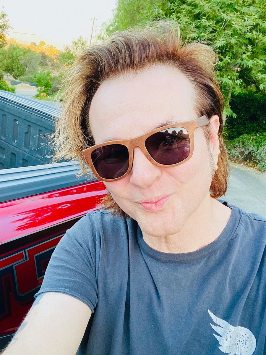 RikkiRockett's tweet photo. Baby Face Rockett!
https://t.co/zXttw6Gh2C
#rikkirockett #poisondrummer #poison #drums #rockandrollbaby #rockdrummer #ford_raptors #fordraptors #fordtrucks @transparentsunglasses #transparentsunglasses #saint @saint.cc #saintcc unbreajabledenim @saint.workwear #saintworkwear https://t.co/WxoUl6s50f
