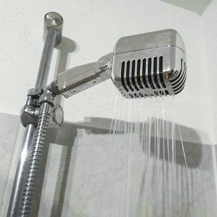 Avid's tweet photo. 🎙️ CAPTION THIS!
▶️ https://t.co/4vSB1ePnkL
⠀
#microphone #shower #cleanmix #recording #protools #avid #iamavid https://t.co/KeHpgLg2eb