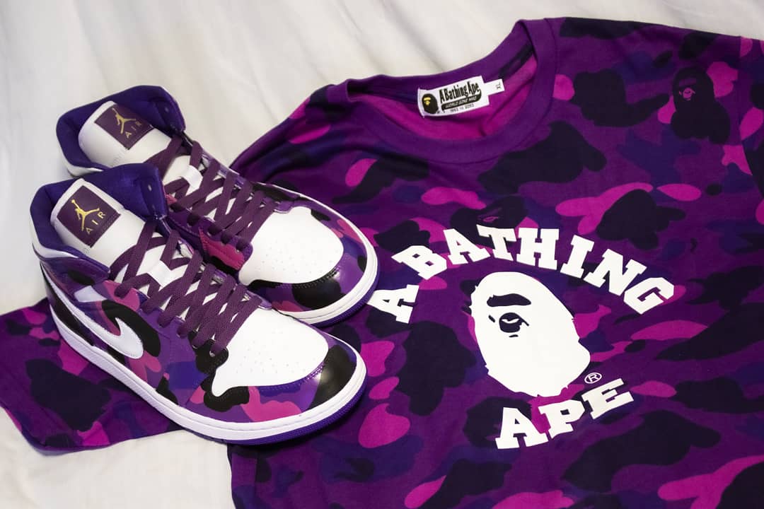dayyavee's tweet photo. When Bathing Ape fans also like Air Jordan's😁 you make it how they like it.
.
.
#dayyavee #airjordan1mid #customshoes #bathingape #outfit #sneakerheads #customfashion #fashion https://t.co/1H9XtKAwFE