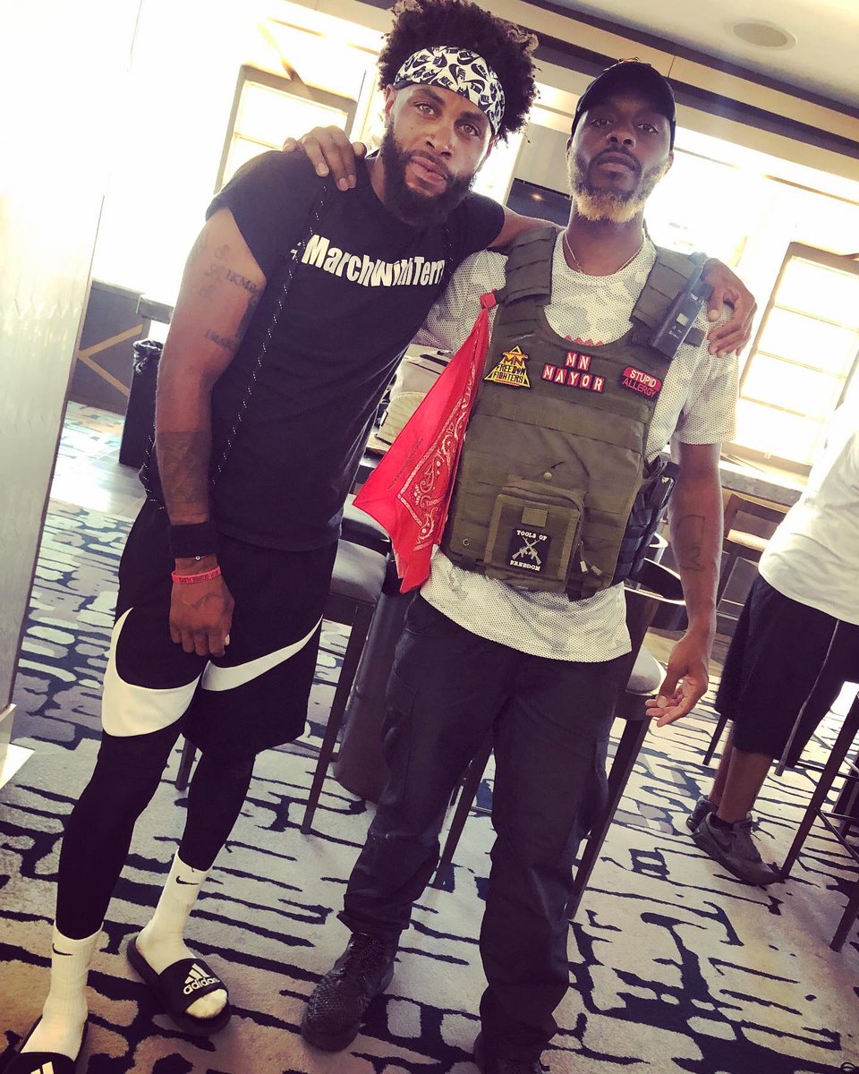 MrNewz_Mn's tweet photo. Congratulations to my dude @1kmilemarch on completing his 2k mile walk from Alabama to Minnesota! July 12th is officially “Terry Willis Day” ✊🏾🖤#1kmilemarch #terrywillis https://t.co/lF4ou6Pzyx
