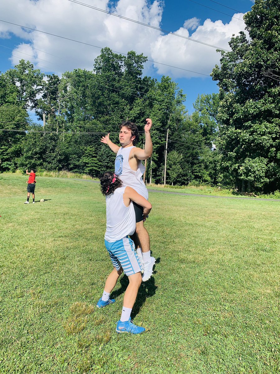 FCGumpel's tweet photo. Goalazo 😅 https://t.co/KEN287agSo