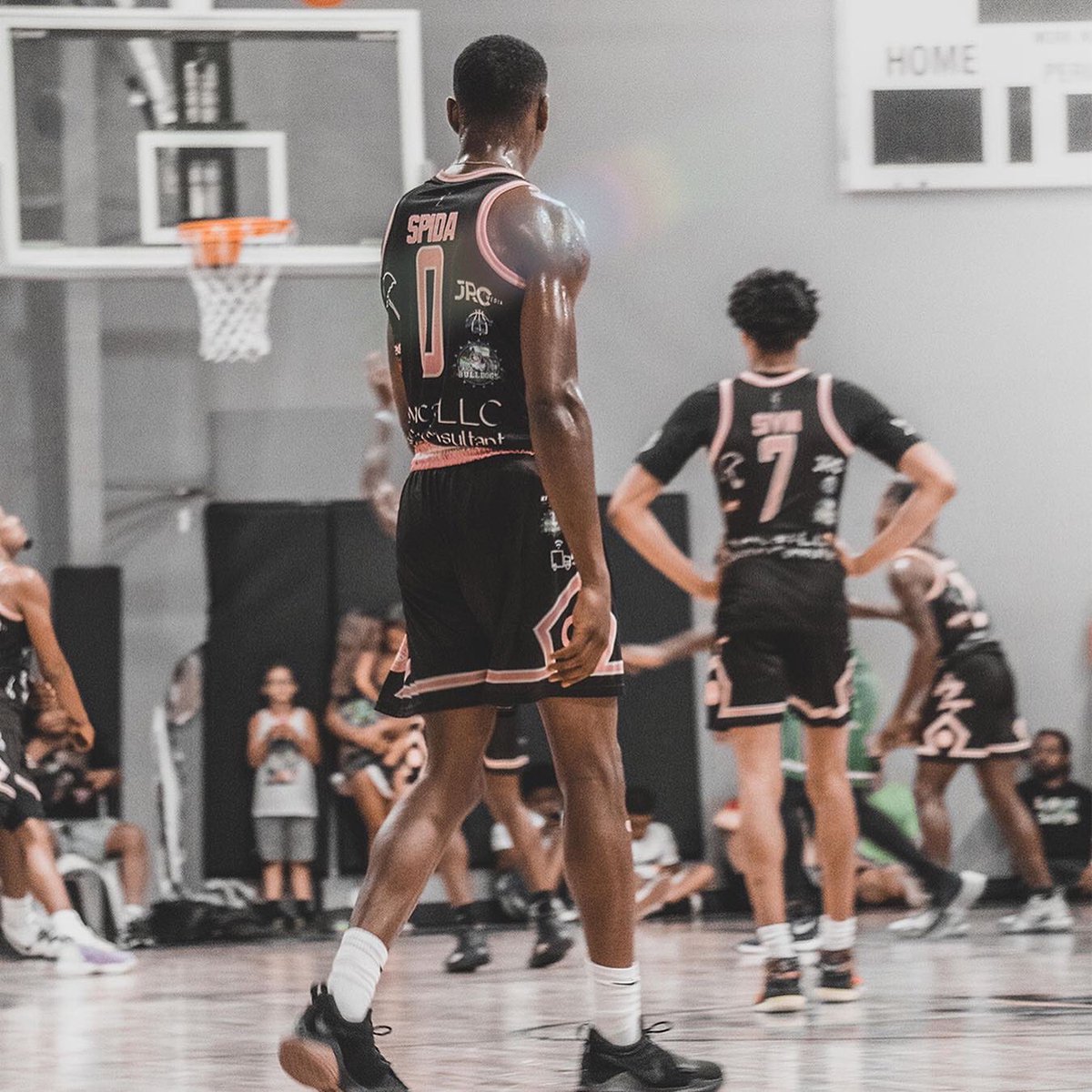 spida35's tweet photo. Shoot for the stars ✨ https://t.co/ZqlHB7bkG0