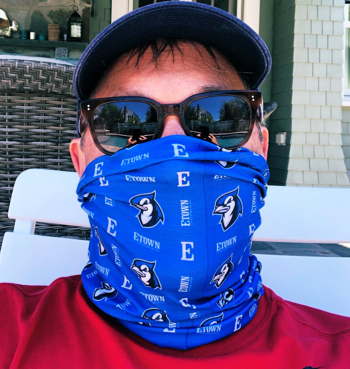 edlovelidge's tweet photo. Much better picture @edlovelidge   Can’t see my face behind the @EtownCollege mask! https://t.co/vOQHnEtDmb