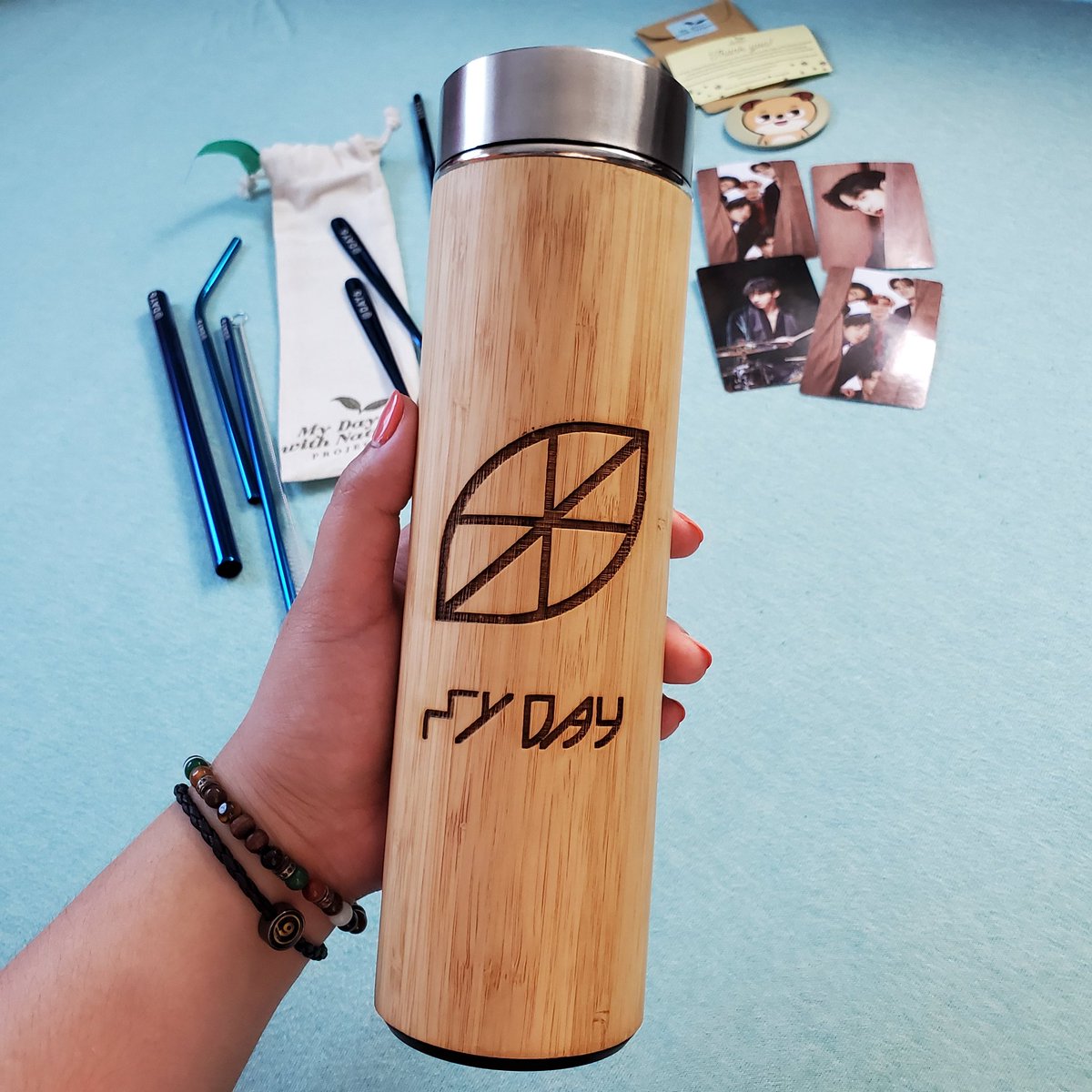 bobawonpil's tweet photo. look what arrived today! ๐ญ thank you @middeudday6 for holding this GO! โค and extra special thank you to @mdwnproject for the eco-friendly goods and little freebies! ๐ฅฐ i'm definitely gonna put all of these to good use ๐ค maraming salamat ๐๐ https://t.co/2J5Qb79xcm
