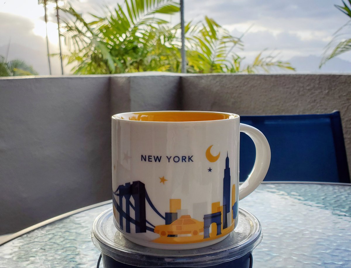 broadwaybri's tweet photo. My friend bought me this amazing mug! I love it 😇
#starbucks #youareherecollection #missingnewyork https://t.co/Xhz9UQIsGu