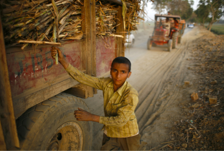 The UN Office for Project Services has posted an Invitation to Bid (ITB) for 224,068 high quality Certified Emission Reductions carrying the Gold Standard certification. The ITB closes on 27 July 2020. bit.ly/32ivyZK photo by Adeel Halim #ClimateChange