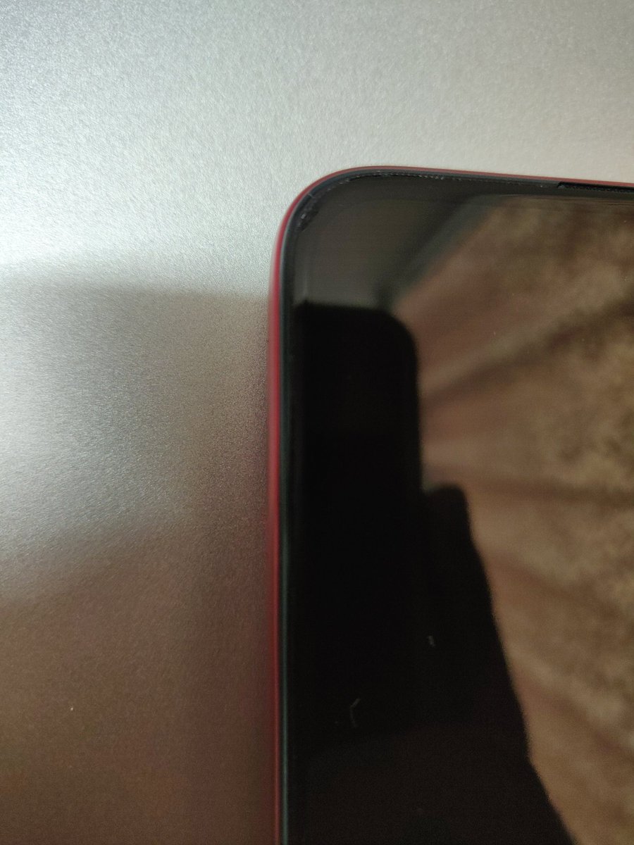 vrushal_kamble's tweet photo. I ordered Poco X2 and recieved a defective product. There is significant gap between the back glass and frame. Even the left side of the display has abnormality in the design.
Contacted Flipkart several time since 2nd June, just to hear that seller is not available. Kindly help. https://t.co/fM0aDj9v4L