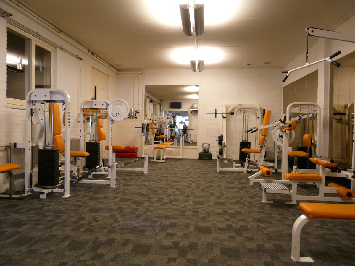 Is fitness jouw passie en een eigen sportschool je droom

meer foto,s link hier onder
 
hartdevries.nl/woning/menaldu…
