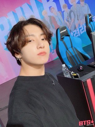 jikoosimp's tweet photo. WELL WHAT A GOOD MORNING https://t.co/TeZxVLw8gS