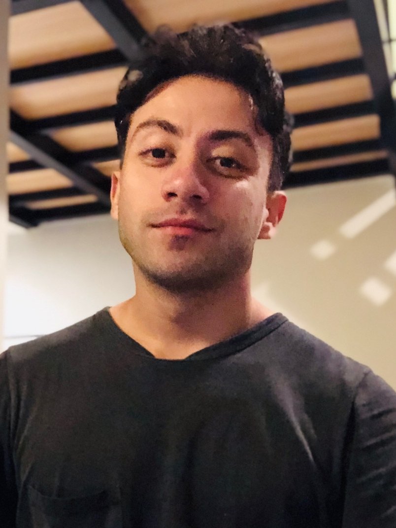 uxevn's tweet photo. Meet our speaker Garik. 👨🏻‍💻  
He is a lead UX Designer at @AlibabaGroup . He is passionate about improving the state of the design with his systematic and analytical approach to problems.

🗓️ See you on July 16, 2020, 7:30PM (GMT +4)
Calendar link: https://t.co/9t2bDQUms3 https://t.co/8FtP1cR4I4