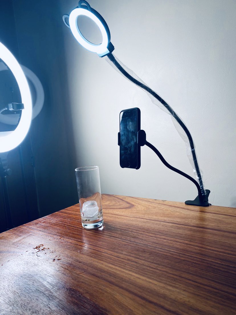 mburuBenso's tweet photo. Hi guys I’m selling ringlights microphone condensers , Tripod stands , Panda lights , Selfie lights  49 LED Lights , Mimi-tripods 
For both Retail and Wholesale 

Please RT for me , I might find a buyer on your TL 
Prices of each Item is down below ! https://t.co/WjV0QUzcEo