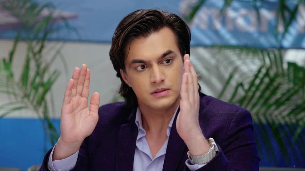 Bechara achambhit hogaya  #Yrkkh