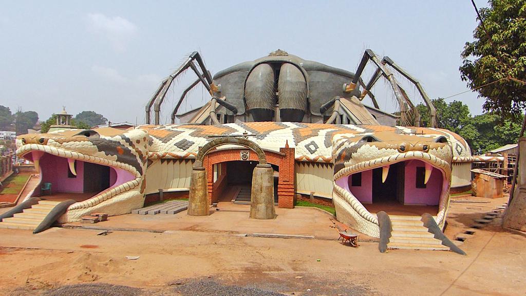 The sultan of Foumban's palace and the traditional museum engulfed with a rich history of the Bamoun dynasty. Foumban also memorial for the memorable "Foumban conference" of 1961