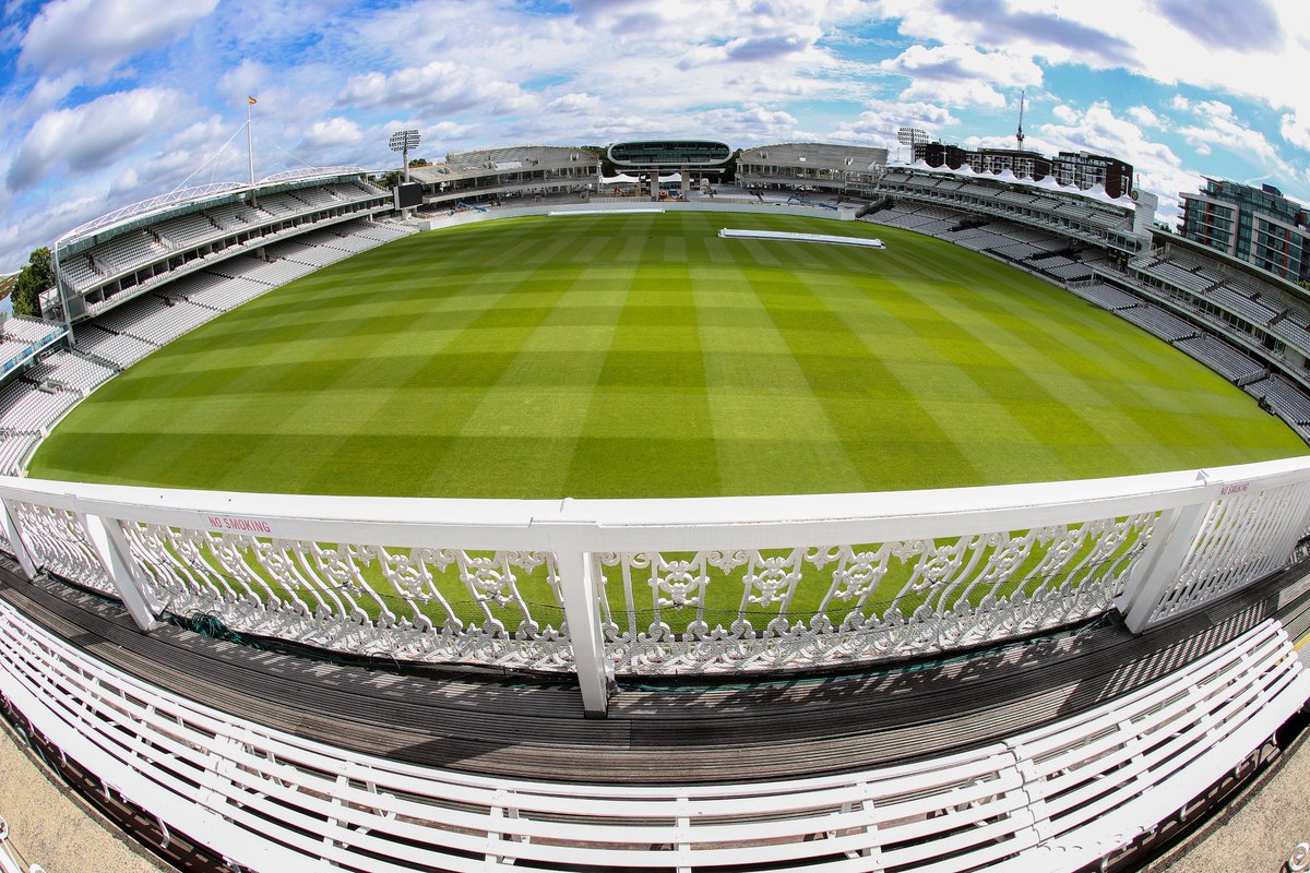 HomeOfCricket's tweet photo. Views from the Pavilion 😍

#LoveLords https://t.co/Exnt8lvxN6