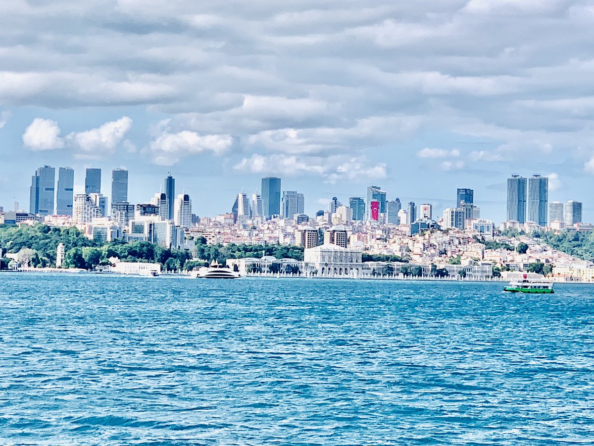 Ah İstanbul Efsanesin 🌹🌹
#sebastian