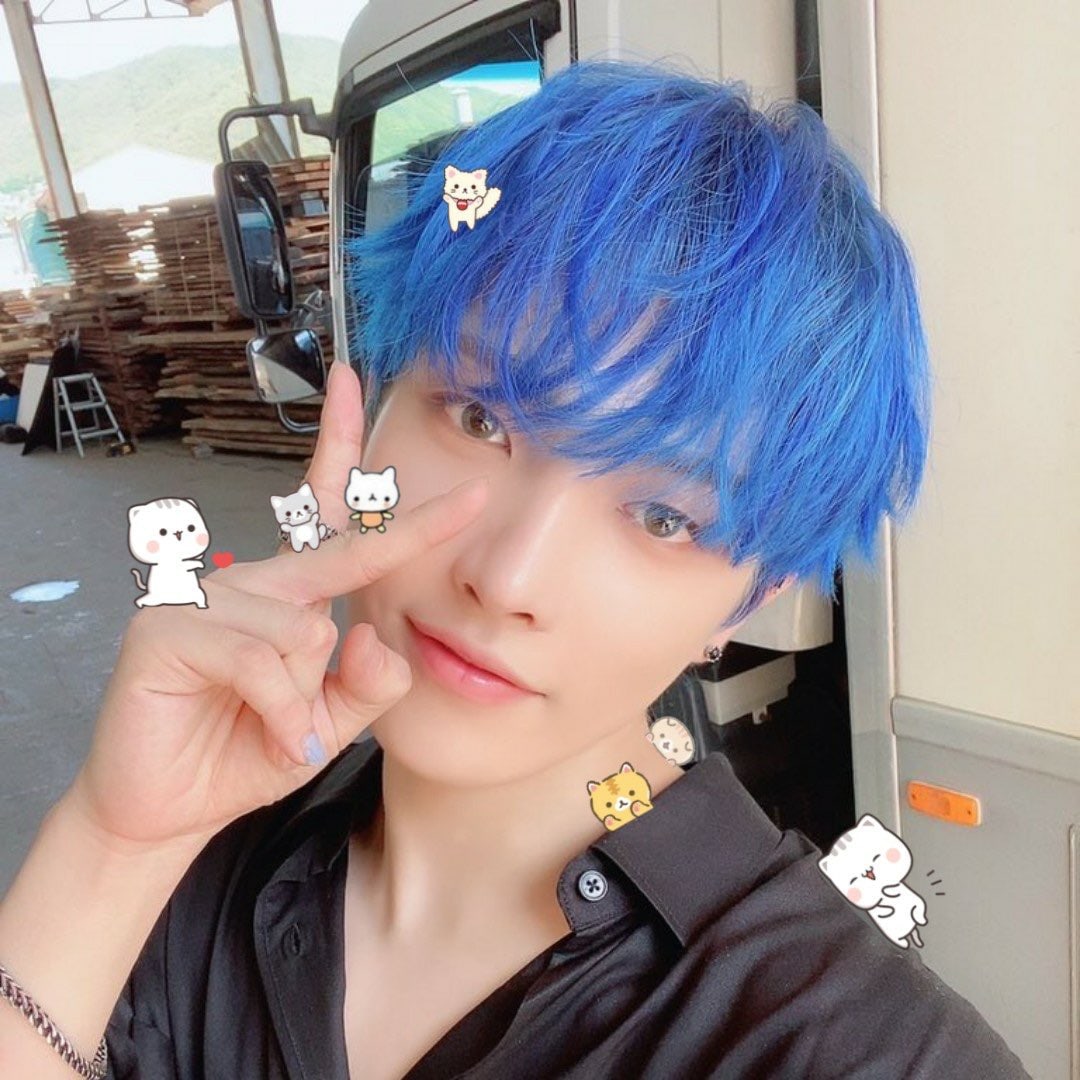 Kim hongjoong Blue