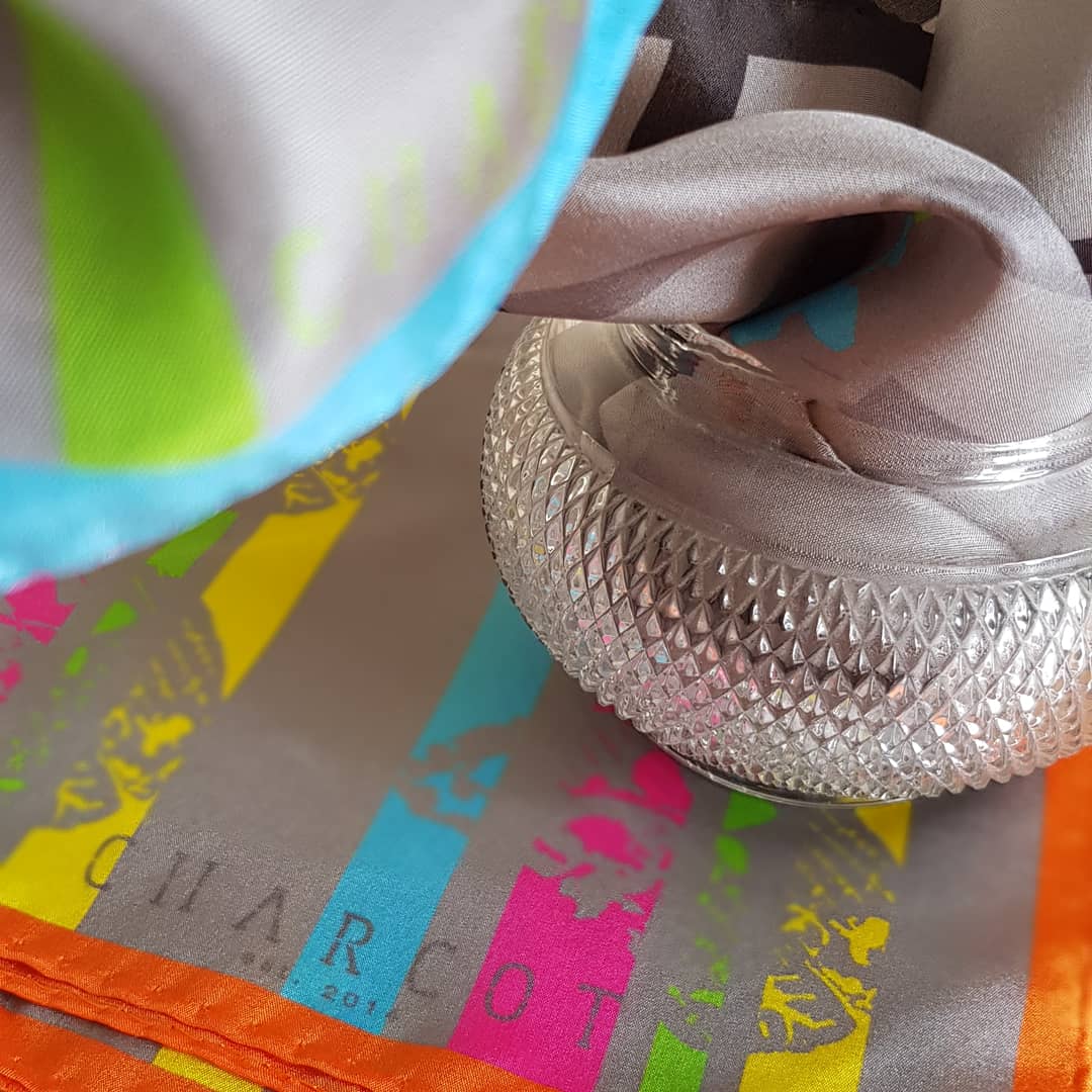 charcotstudio's tweet image. &apos;Silk does for the body what diamonds do for the hand&apos;  Oscar de la Renta

To celebrate almost 4 months of lockdown beginning to ease you can now get 40% off any order @ CHARCOT.CO.UK  using code CHARCOT40 
Ends 31st July 2020
🧠💕 #charcotstudio #makingMSvisible  #MS