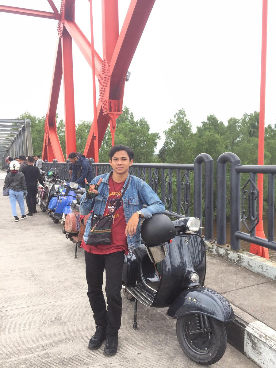 gatau knpa suka aja sma vespa sma km jga :)