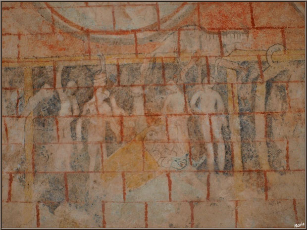 theviotmartial's tweet photo. 16/7 (10h; #mairie de #Lugos) : dans un cadre forestier, #visite de la remarquable #église romane de vieux Lugo et ses intéressantes #peintures murales médiévales (ci-dessous, la #balade des #pendus !). Visite gratuite, inscription au préalable au 05 56 88 30 11 https://t.co/6lHkAU8jGx