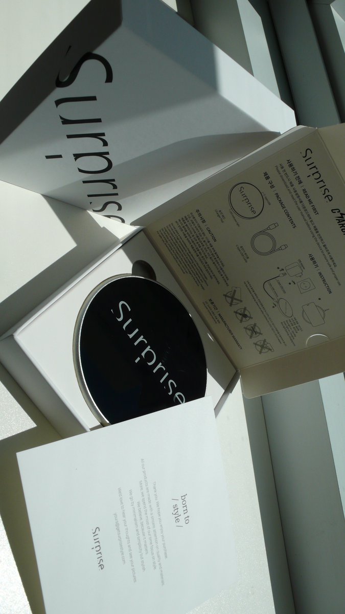 Surprise_Global's tweet photo. Surprise Chargi fundamental.
The monochrome color works very well in your style anywhere.

#surprise #bestyleconscious #chargi #wirelessliving #wirelesscharging https://t.co/Bfs0C6uitW