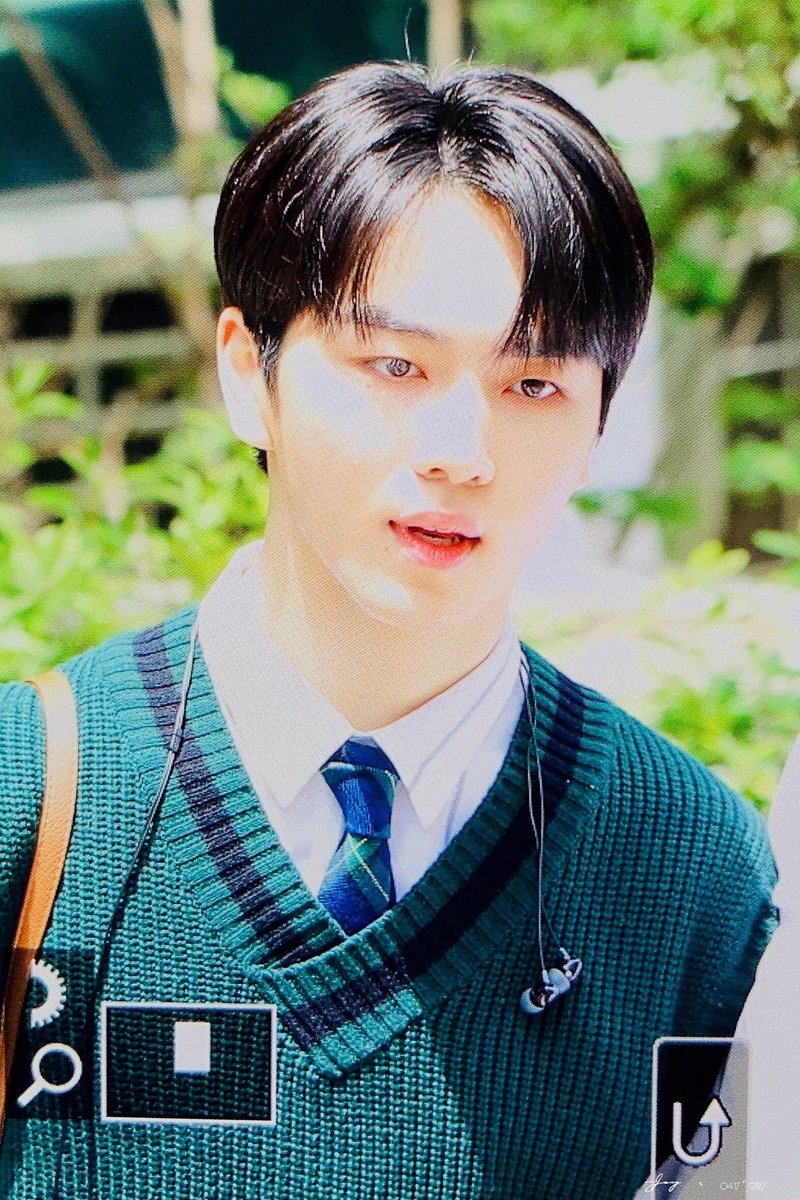 joy04170127's tweet photo. 200715 

🏫

#키노 #KINO 
#펜타곤  #PENTAGON  
@CUBE_PTG https://t.co/lRpowpbMYo