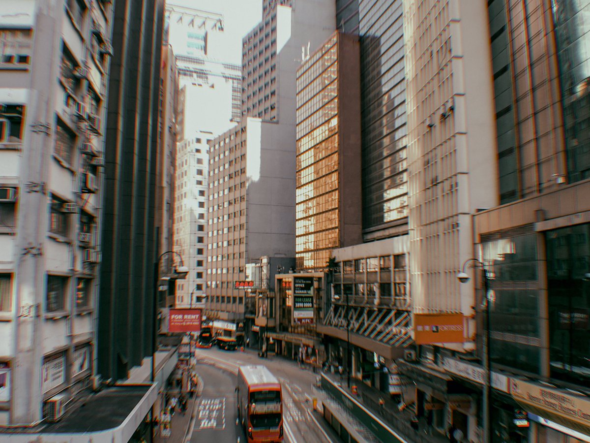 bosskrubphom's tweet photo. รีวิวแอพดีบอกต่อ #Gudak แอพถ่ายรูปแนวกล้องฟิล์ม ปรับ iso เปิดปิดแฟลชได้ เวลากดล้างรูปในแอพ ต้องรอเวลา processing ทำให้เราลุ้นไปด้วยว่ารูปที่ออกมาจะเป็นยังไง โดยรวมถือว่าดีต่อใจอยู่ฮะ 🖤📷 #แอพดีบอกต่อ #รีวิวแอพ #รีวิวแอพแต่งรูป #HongKong ⛩ https://t.co/oFUREEBxQH