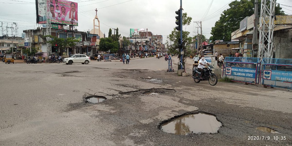 Abhi12926324's tweet photo. The roads in Jangaon are damaged and filled with potholes causing hindrance in commute. Weed plants are growing abruptly and liter is everywhere. So we humbly request you to look into the same. @KTRTRS @KTRoffice
@KTR_News
#DevelopDistrictTS
#Jangaonneedsdevelopment https://t.co/XANDZZaeD5