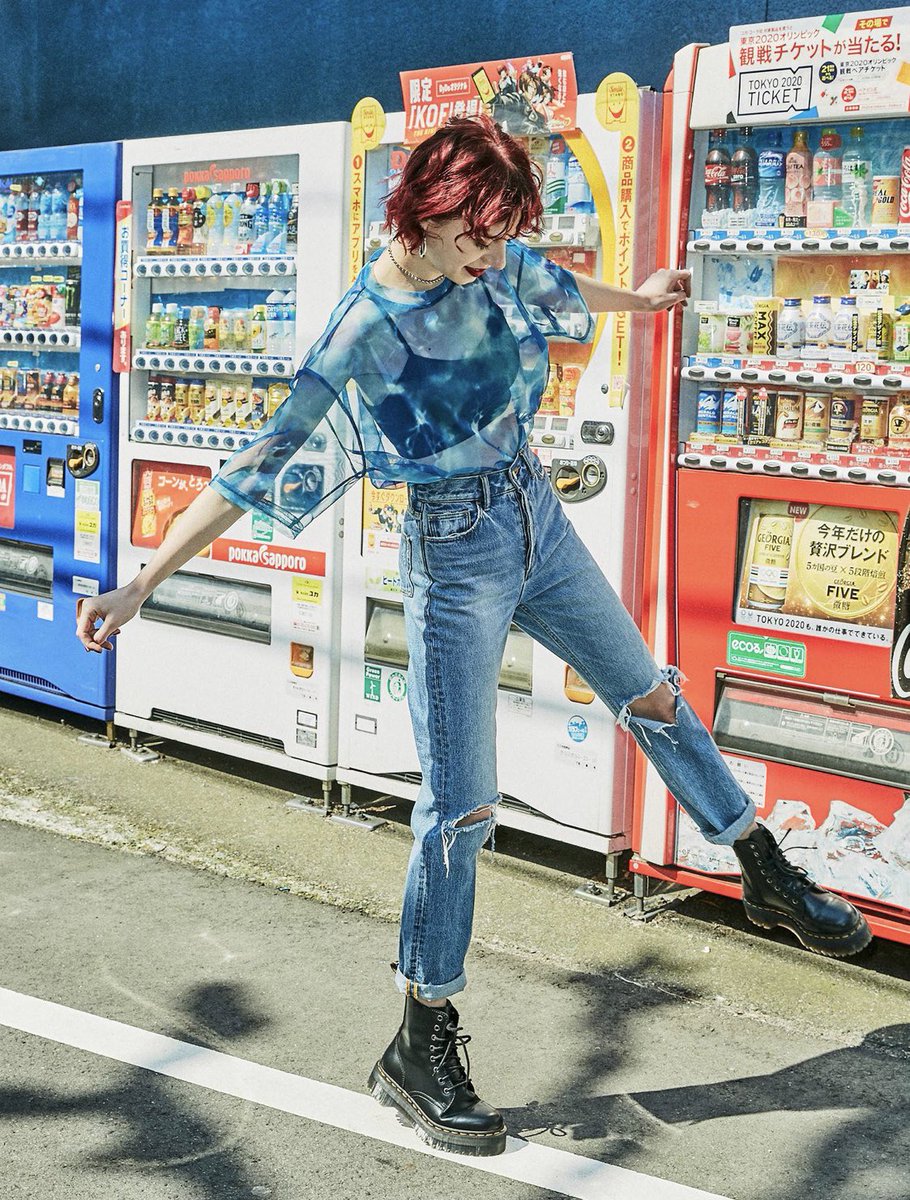 Jouetie Hepfive Hot Item ベーシックダメージボーイズデニム Blk Ice 10 000 Tax 膝部分のダメージ加工がポイントのベーシックダメージボーイズデニム シルエットは全体的にラフさの出るボーイズデニムを採用し カジュアルライクなコーデに映える