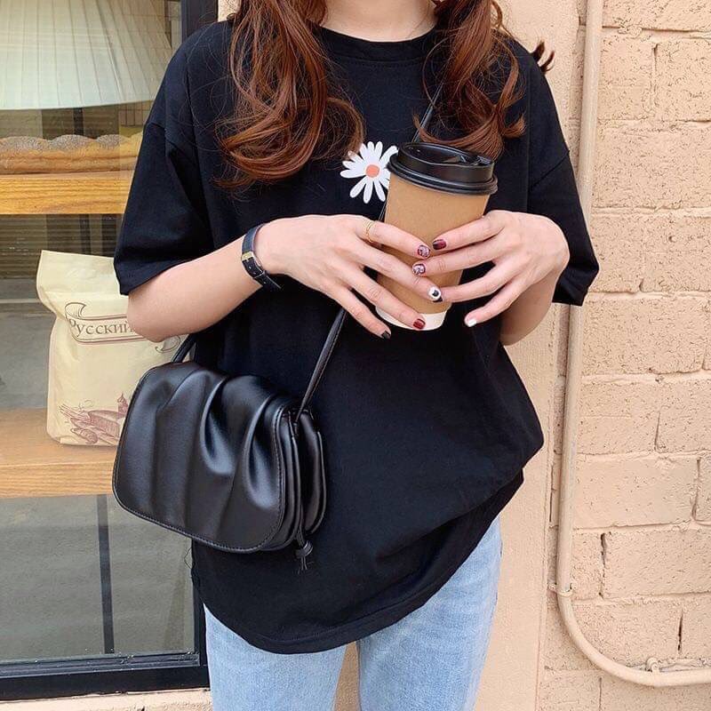 lemonsoofficial's tweet photo. ♡︎ size :  23x16x4cm
♡︎ มี3สี ขาว ดำ เหลือง
ราคา 299.-🐵✨
#กระเป๋าสะพายข้าง #กระเป๋าแบรนด์เนม #กระเป๋าสตางค์ #กระเป๋าสวยๆ #กระเป๋าถือ #กระเป๋าแฟชั่น #กระเป๋าหนัง #��ระเป๋าสะพายไหล่ #กระเป๋าสวย #กระเป๋าสตางค์ผู้หญิง #กระเป๋าแฟชั่นเกาหลี #กระเป๋าแฟชั่นราคาถูก #กระเป๋า https://t.co/551uvd0lRv