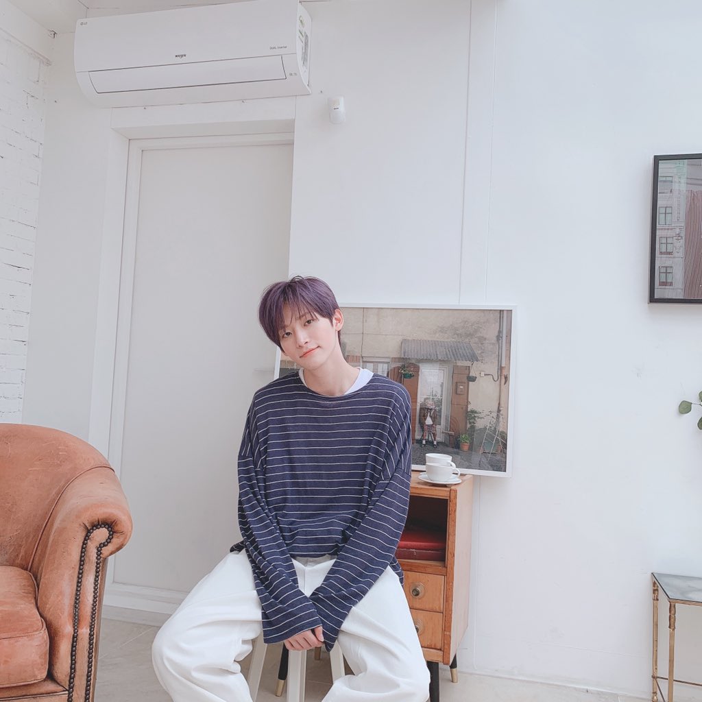 CRAVITY_twt's tweet photo. 러비티~😍 짜잔~!!선물이에요~🥳🎁 
#정모 #러비티 #맵스 #포토바이_원진 https://t.co/ecWZTrkCfp