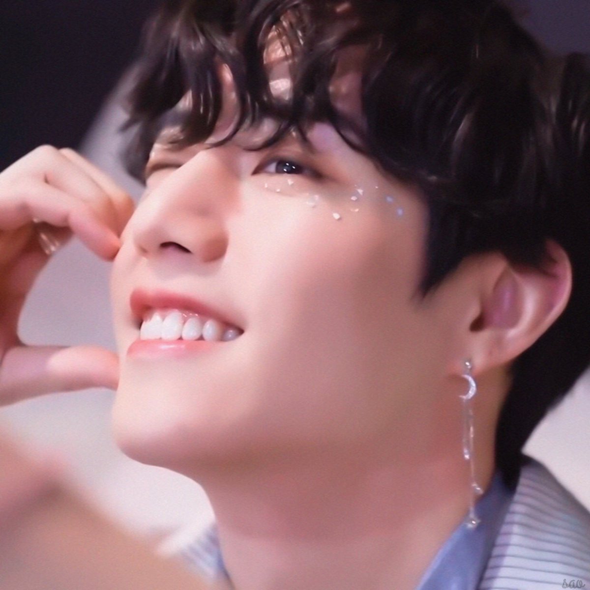 mark tuan smiling - a thread