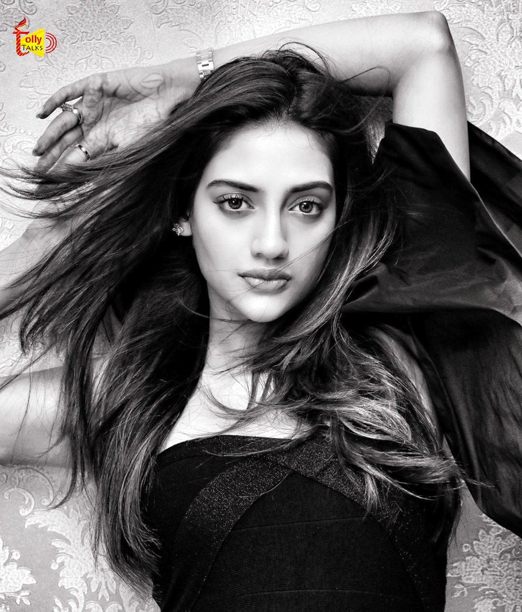 TollyTalks_'s tweet photo. কালো পোশাকে ধরা দিলেন নুসরত 💕
#Sizzing🔥#NusratJahan #Black https://t.co/22bWo675rI