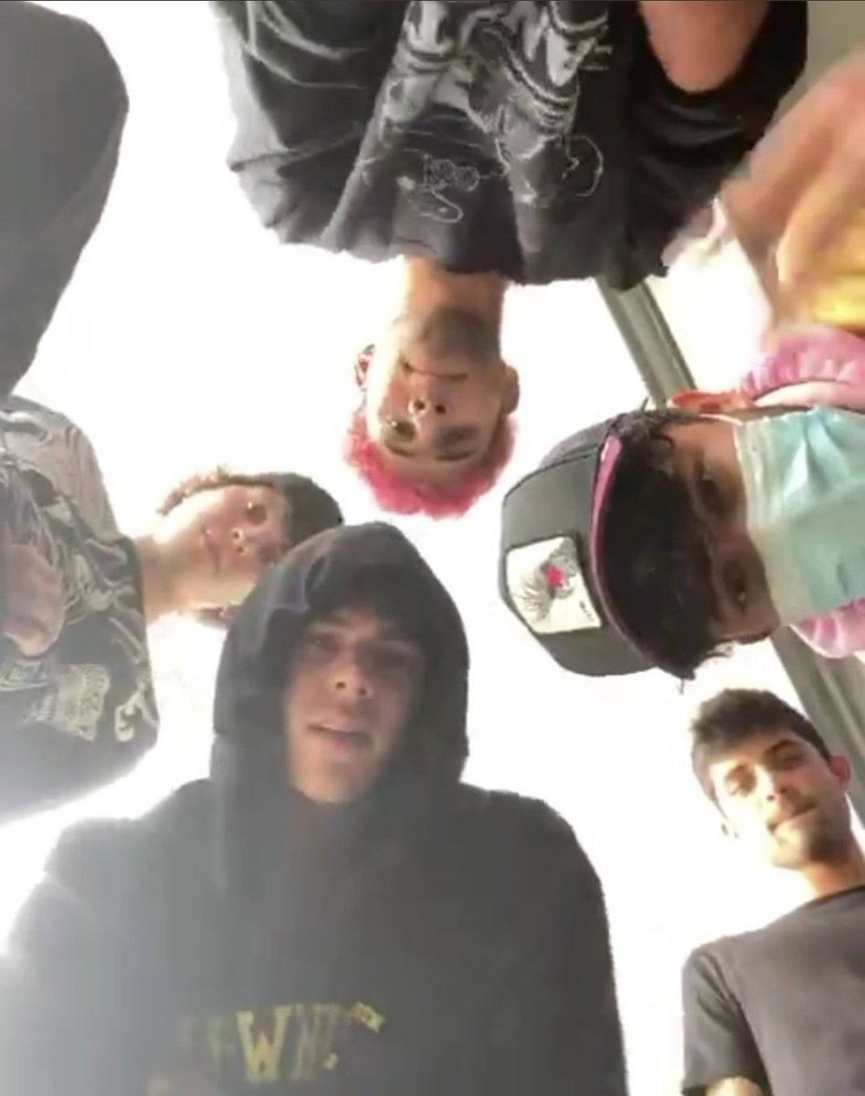 AdysLeidy's tweet photo. CNCO IS BACK

#STREAMHONEYBOO https://t.co/s9hEIgqXMm