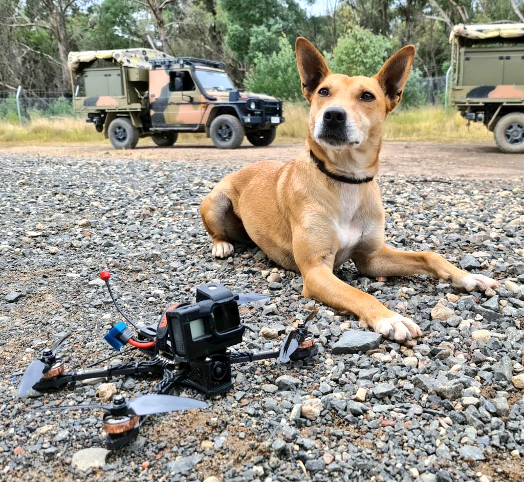 AUADRT's tweet photo. We're on site today with @CO_SME_AusArmy flying awesome #Sapper profiles!
#Ubique
Watch for a @HueyFPV slick vid soon.
#SendIt
@HLCAusArmy @comdforcomd @DG_TRADOC @CATCAusArmy @5ER_RAE https://t.co/08TS1HVpIb