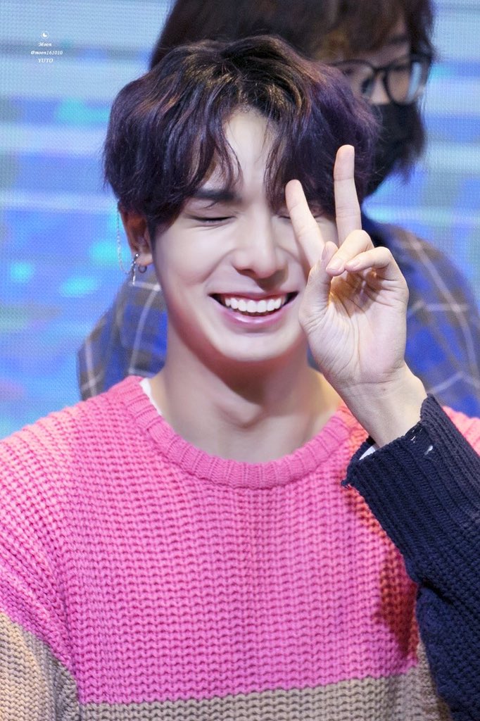 a thread of yuto smiling because i think we all need it rn