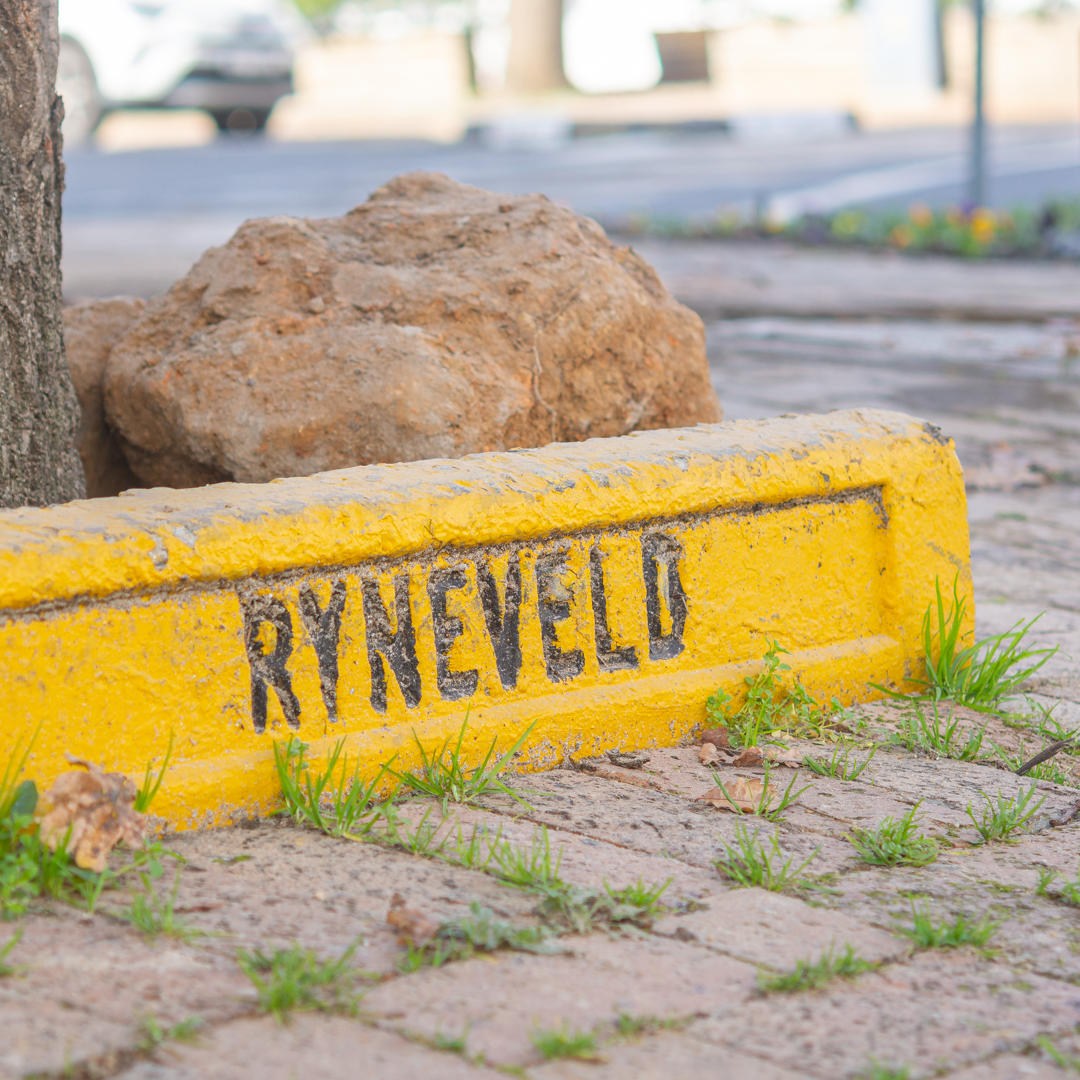 If you're in or close to Ryneveld Street, Stellenbosch, you should be smelling coffee! See you soon. 🙂 #stellenbosch #coffee #boland #coffeeshop #lovecoffee