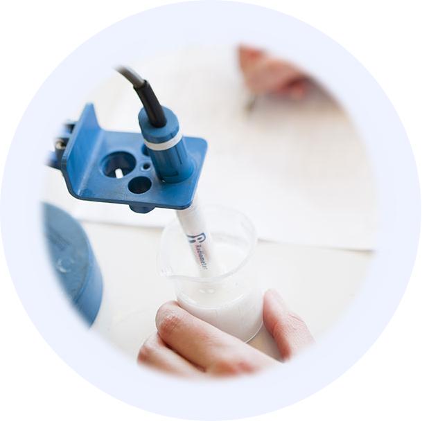 Cosmetic360's tweet photo. After the success of the #PaperTouch packaging innovation in 2019, what will be the next #TechCorner innovation? It is #CÏSCO 's turn to surprise us with a novel method for characterizing surfactants. Surfactants act as emulsifiers or foaming agents in #cosmetic products. https://t.co/Uo9ECwtHrN