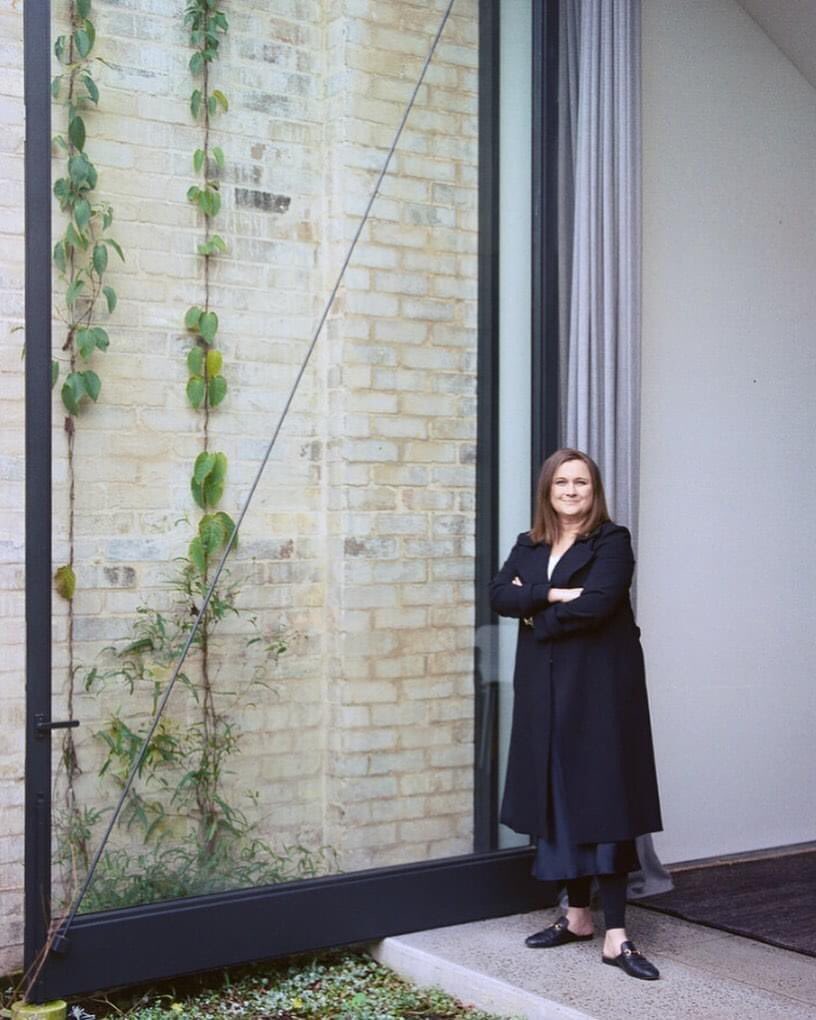 martdrees's tweet photo. Growing up, I never thought I would know a world famous architect: the opportunity was closer to home than I thought! Give my sis @AtelierDAU a follow as she makes some waves #ChimneyHouse #AustralianArchitecture https://t.co/Id5o0xwwtp