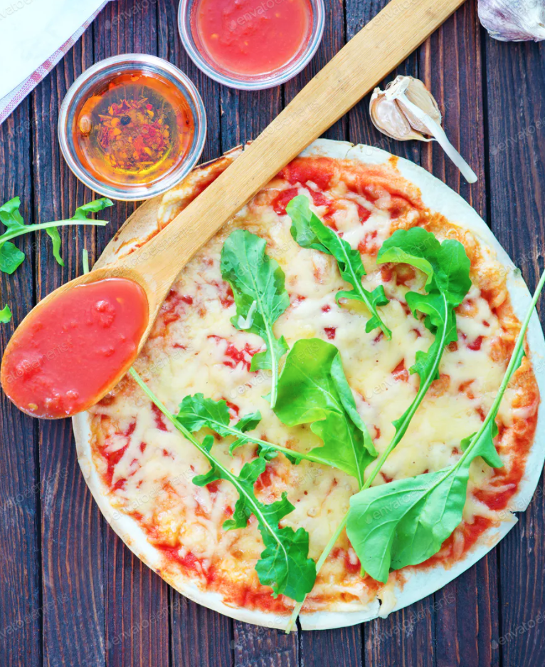 The Tortilla Pizza seriously works and SO easy to make! I also recommend the Crispy Quesadilla – all made with <a href="/jjfoodservice/">JJ Foodservice</a> Mild Cheddar 🧀 #JJEasyCheesy #JJHomeUK #FoodIdeas #Cheese blog.jjfoodservice.com/2020/07/14/eas…