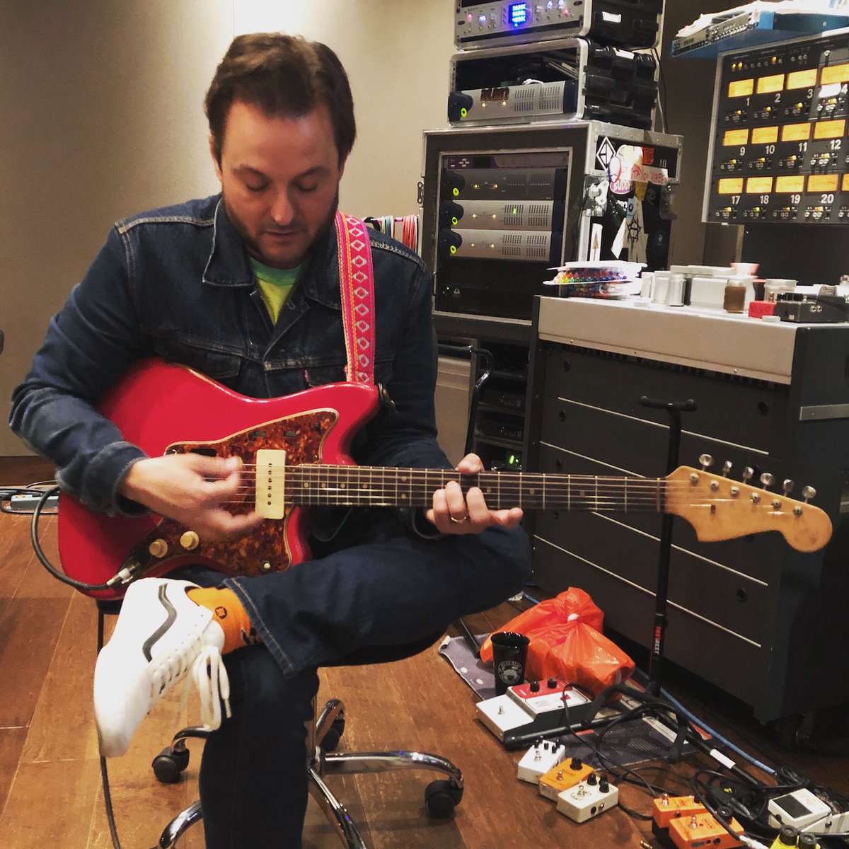 MAGNETMagazine's tweet image. Brand-new Q&amp;amp;A with #JohnDavis (@TheLeesOfMemory, @superdrag_sound) “If showing love for @prince is wrong, I don’t wanna be right”: magnetmagazine.com/2020/07/16/a-c…