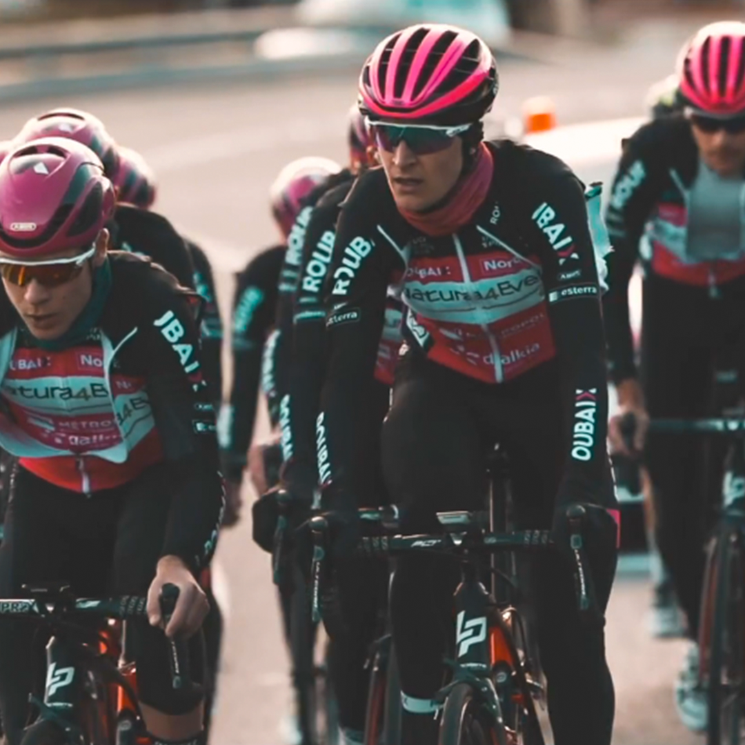 cut_spain's tweet photo. En Cutfilms nos esforzamos en todo lo que hacemos, así que trabajar con gente igual de apasionada es un placer. 🚴 Grabar con el equipo Natura4Ever-Roubaix Lille Métropole fue una experiencia maravillosa.

#cutfilms #audiovisual #productora #streaming #color #fotografia https://t.co/ZqNcNSoWoh