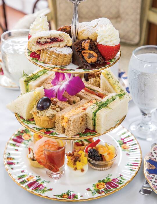 TeaTimeMag's tweet photo. Tea sandwiches are a staple for teatime. We love the variety of flavors and fillings that can be served for the savory course of afternoon tea. Contributing editor Bruce Richardson offers "A Gentleman's Guide To Tea Sandwiches." Find the article at https://t.co/cUQXVF0jOy https://t.co/Driq7S0wSx