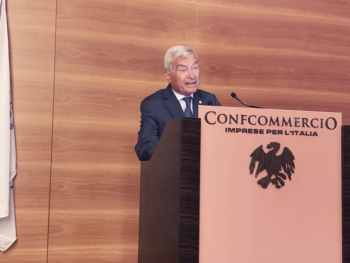 Carlo #Sangalli confermato presidente all'unanimità per il quinquennio 2020-2025 confcommercio.it/-/sangalli-con…