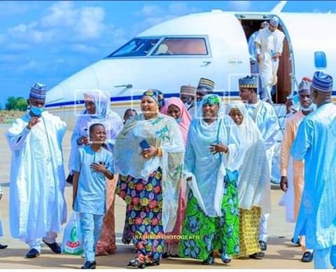 GospelofBiafra's tweet photo. #LootingPublicTreasury is #ModernSlavery, akin to the #Looting and #Raiding of #BiafraLand, by the #British #SlaveHuntingPartners of the 19th Century.
#EndModernSlaveryNow
#SupportBiafraReferendum
#BiafraExit
#BiafraFreedom โค๐ค๐
@UN,@StateDept,@realDonaldTrump,@UKParliament https://t.co/Ti5eXBRS8H