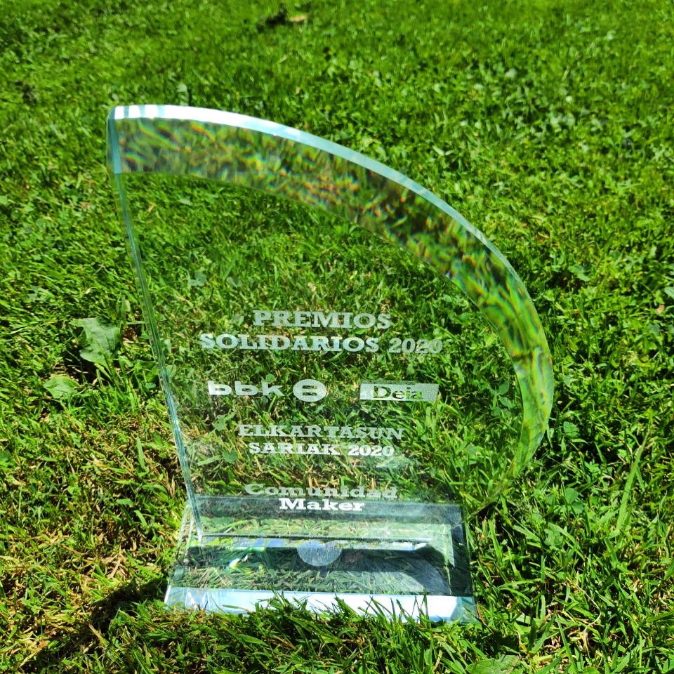 Reconocimiento desde <a href="/deia_eus/">DEIA</a> y <a href="/bbk/">BBK</a> por la labor de toda la comunidad maker de Euskadi durante la lucha contra el Cov19 <a href="/bilbao_udala/">Bilbao [Udala - Ayuntamiento]</a> @bizkaiagazteak #elkartasunsariak #2020 #cov19