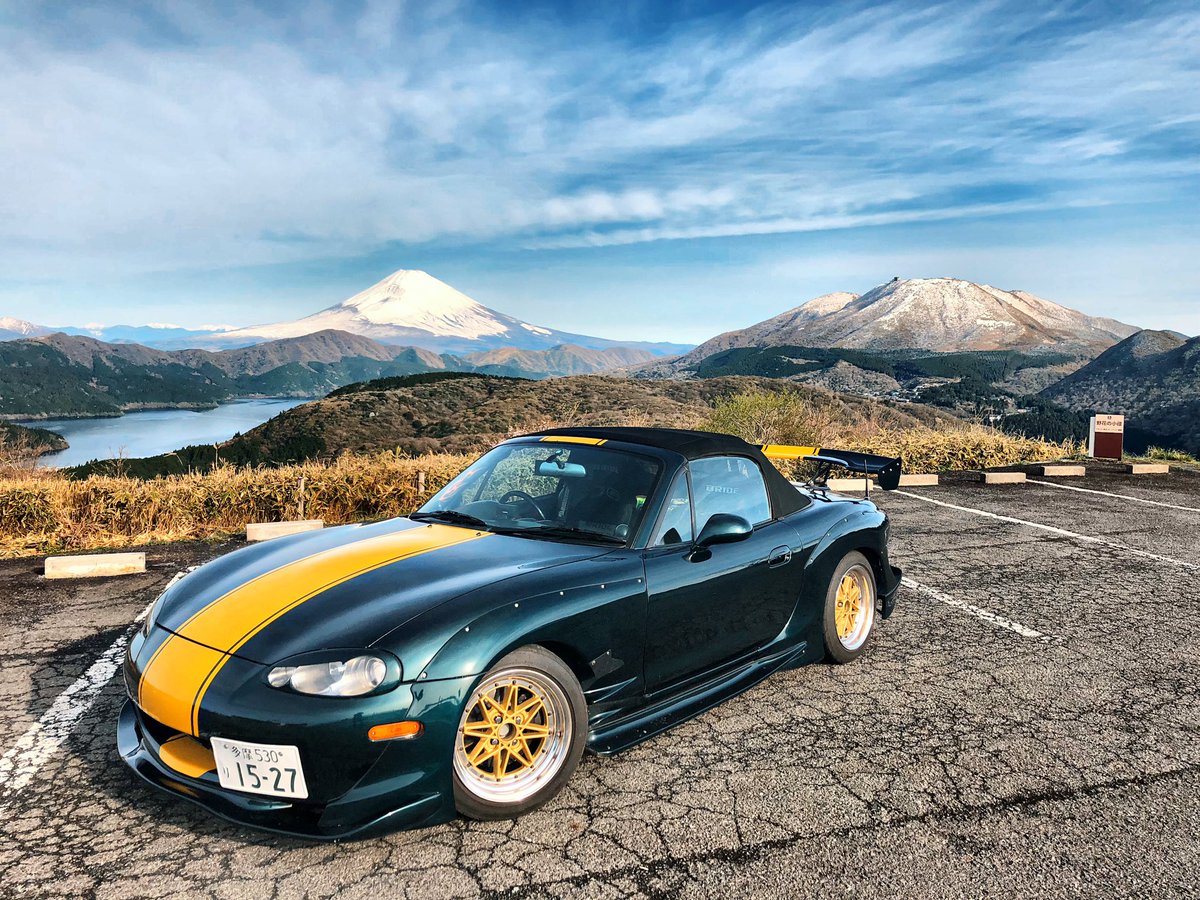 ナック tweet media